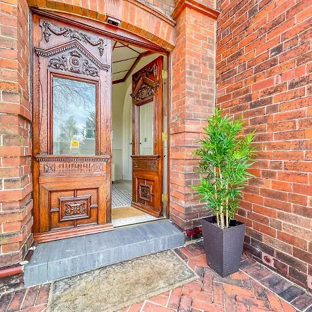 Rd9Bc - Cozy Double Room In Moortown ليدز