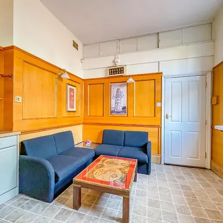 *rd9bc* For Your Relaxed & Cosy + Free Parking + Free Fast Wifi * Проживание в семье