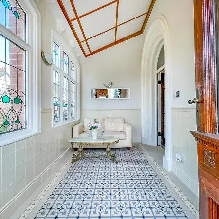 *rd9bc* For Your Relaxed & Cosy + Free Parking + Free Fast Wifi * * Лидс