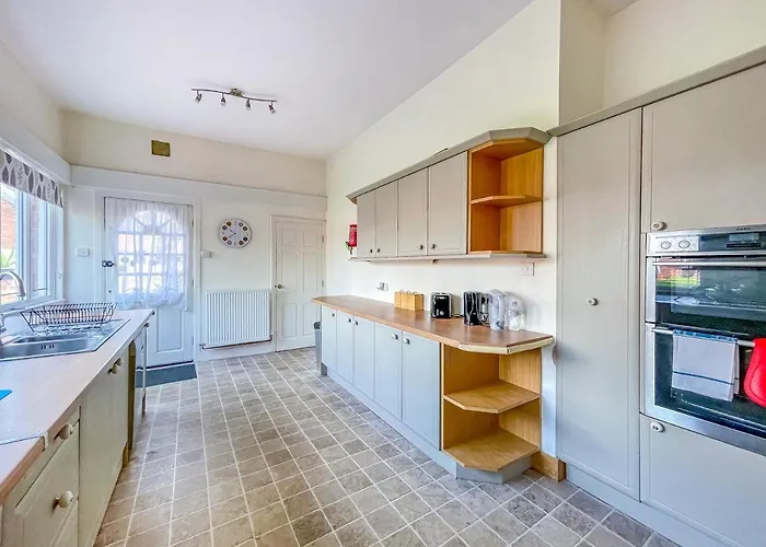 *rd9bc* For Your Relaxed & Cosy + Free Parking + Free Fast Wifi * Homestay